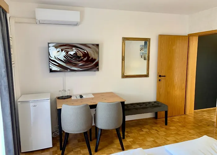 Hotel Maj Inn