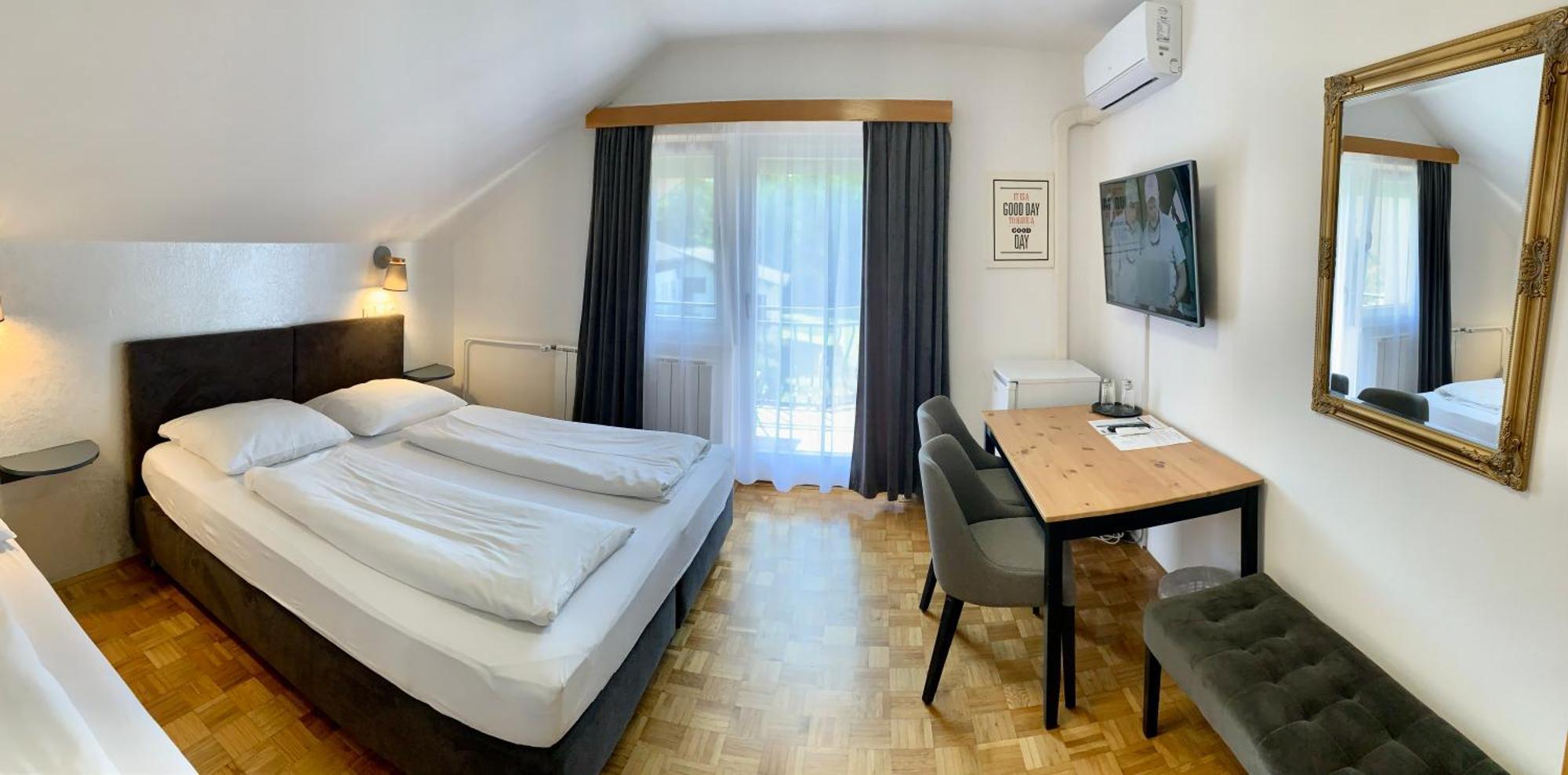 Hotel Maj 3*