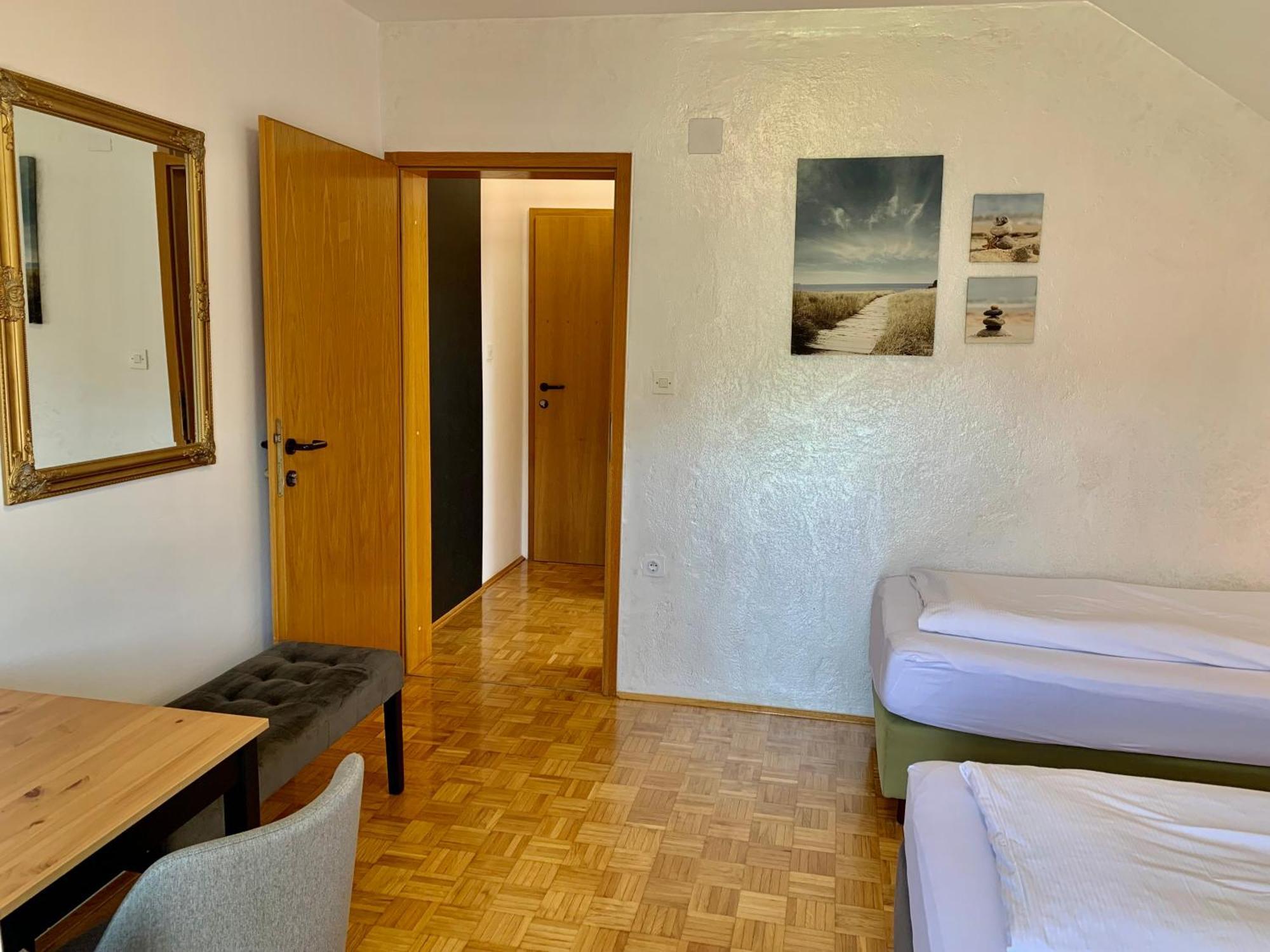 Maj Hotel